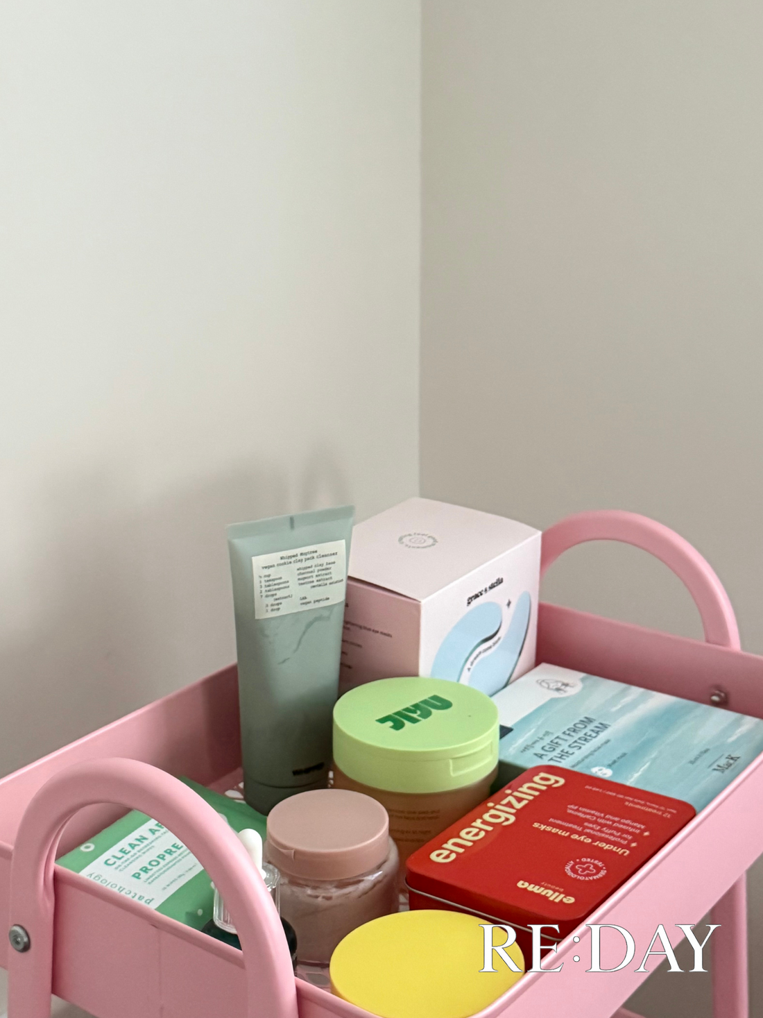 How to Create a Stress-Free Skincare Station in Your Bathroom