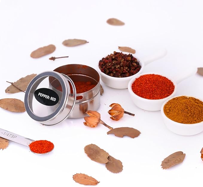 16 Magnetic Spice Tins, 200 Spice Labels, 4 Stainless Steel Measuring Spoons Magnetic Spice Containers Organizer Storage Condiment Jar Set of 16, Clear Lid, Sift and Pour