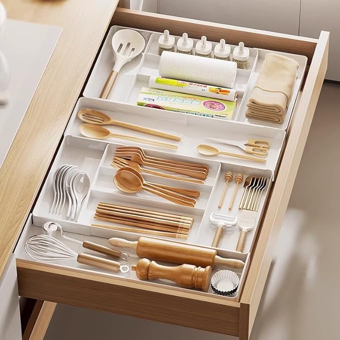 Utensil Organizer Silverware Drawer Organizer for Utensil Holder expandable in four directions W10.63∼20.08×D10.63∼20.08×H2 for Utensil Holder Makeup Desk Drawer Tool Organization (white)