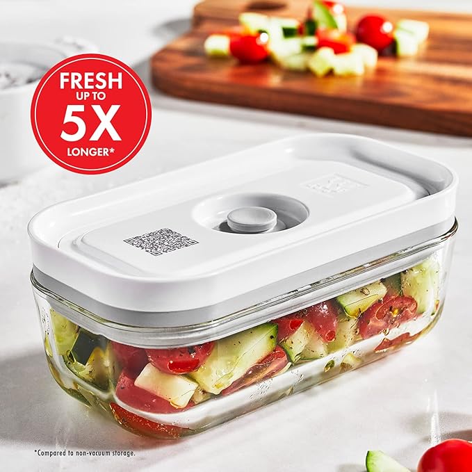 ZWILLING Fresh & Save Glass Small Airtight Food Storage Container, Meal Prep Container, Food Saver