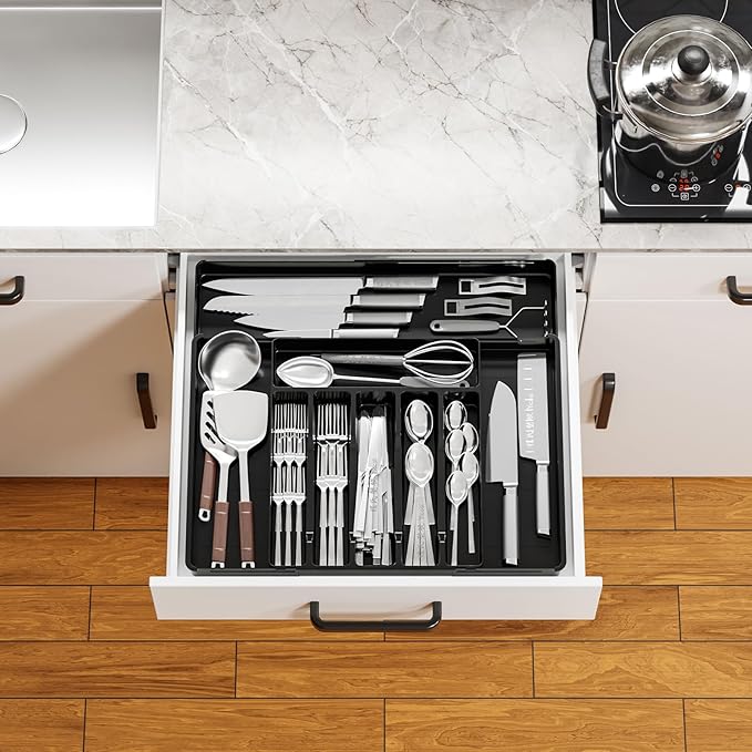 Expandable Silverware Organizers for Kitchen Drawers,Large BPA Free Cutlery Organizer in Drawer,Plastic Utensil Drawer Organizer Suitable as Flatware,Knife,Fork,Spoon,Silverware Holder and Tray,Black