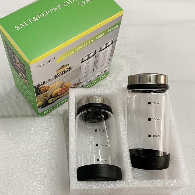 7 oz Salt and Pepper Shaker Set with 304 Stainless Cover Adjustable Outlet Holes Glass Spice Jars Dispenser Seasoning Cans for Kitchen Decor and Home Restaurant BBQ Camping Kitchen Accessories (2Pcs)