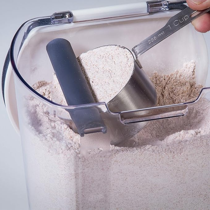 ProKeeper Flour Storage Container, 4-Quart, BPA-Free Plastic, Dishwasher Safe