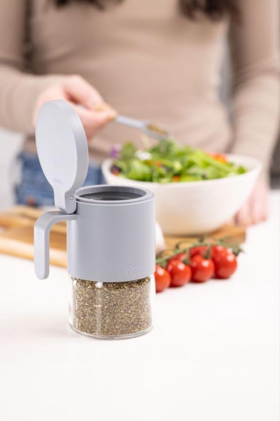 Zuutii Glass Spice Jars Moisture-Proof Spice Containers with Spoons, 10oz Spice Bottles, Mini Seasoning Storage Jars with Flapper Caps for Salt, Sugar, Peppers, Chili in Kitchen (Light Gray)