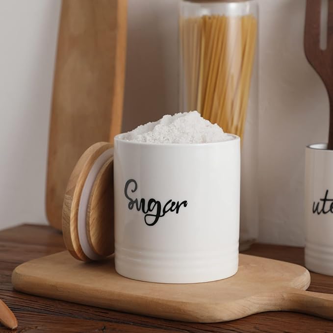 LEETOYI Porcelain Food Storage Containers with Lid, 4.5 Inch 31oz White, Labeled Sugar