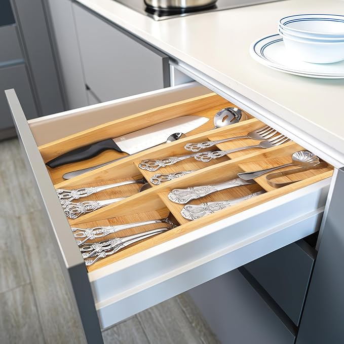 Hiceeden Bamboo Silverware Drawer Organizer, 7 Slots Kitchen Flatware Organizer, 15.7" x 9.4" x 2.4" Drawer Silverware Tray Utensil Cutlery Holder Dividers for Knives, Forks, Spoons