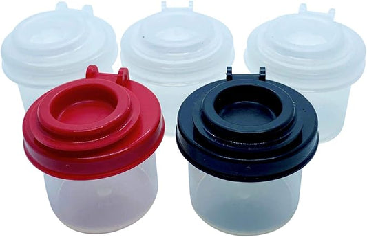 Salt and Pepper Shakers Moisture Proof Set Perfect to go Camping Picnic Outdoors Kitchen Lunch Boxes Travel Spice Set Clear with Black Lids Plastic Airtight Spice Jar Dispenser (5 mini)