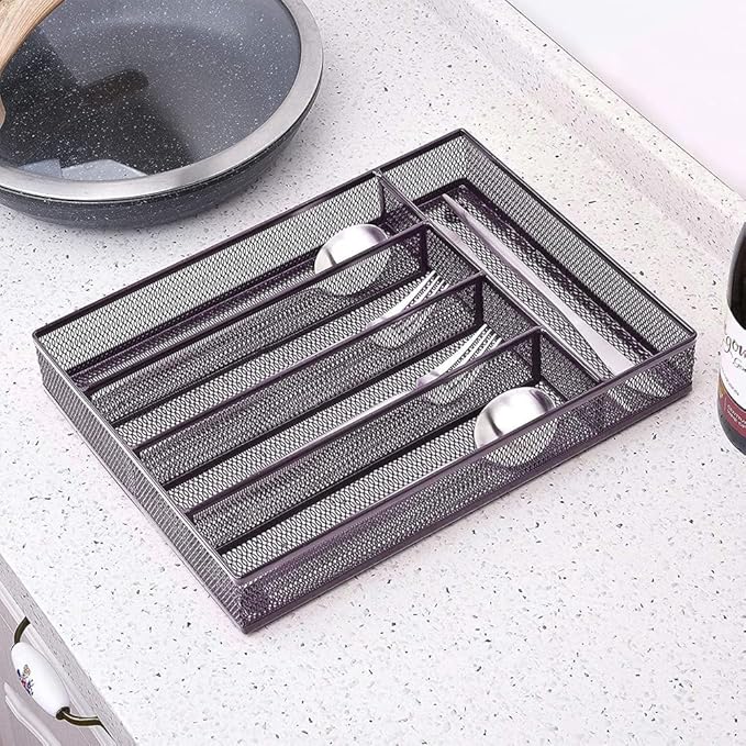Silverware Tray for Drawer, Silverware Organizer, Metal Drawer Organizer Kitchen Utensils with Foam Feet Multi Compartments Cutlery Organizer in Drawer