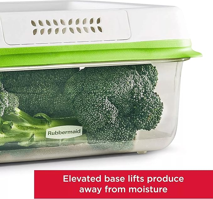 Rubbermaid FreshWorks Saver, Large Produce Storage Container, 18.1-Cup, Clear