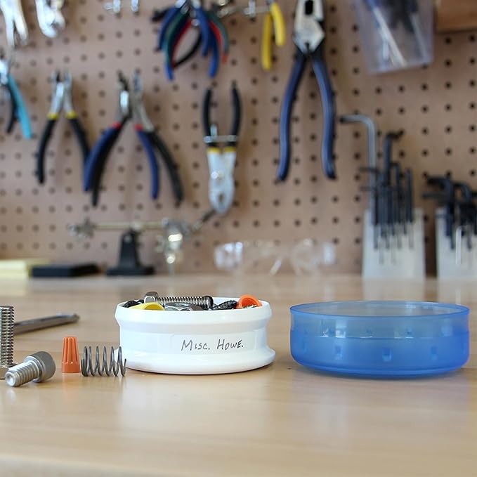 humangear GoTubb | Hard Container | Easy Open | Food-Safe Material, Clear/Green/Blue, Small