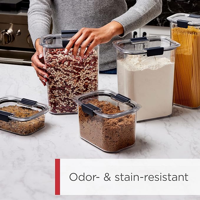 Rubbermaid Brilliance BPA-Free Food Storage Containers with Lids, Airtight, Kitchen and Pantry Organization Set, Includes 3 Containers and Scoops, Clear, 16 cups